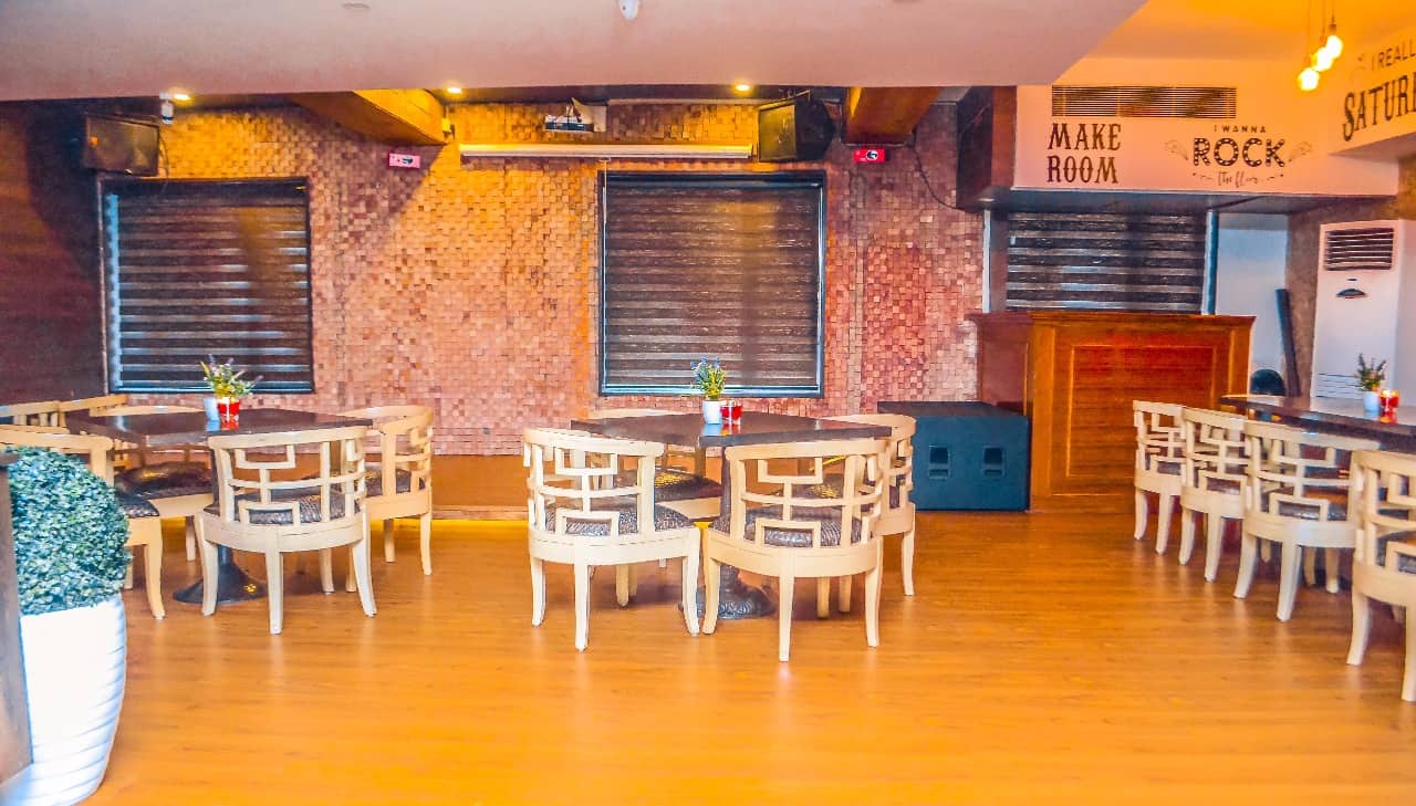 Unlimited Bar & Lounge, Sector 29, Gurgaon
